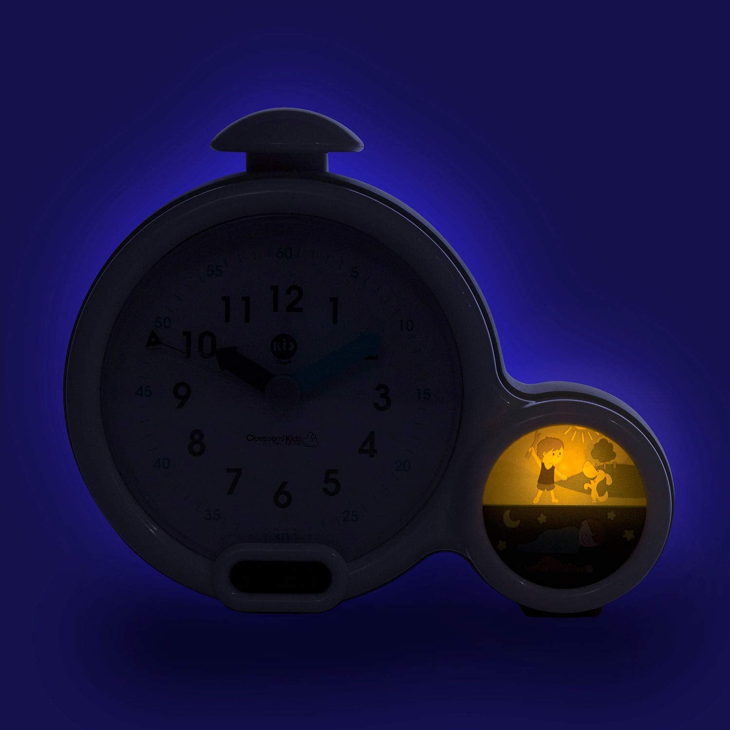 Claessens' Kid - Clock - Réveil Enfant Educatif Jour/Nuit Lumineux - Double Affichage et 3 Alarmes au choix - Fonctionne Sur Secteur ou à Piles - Bleu
